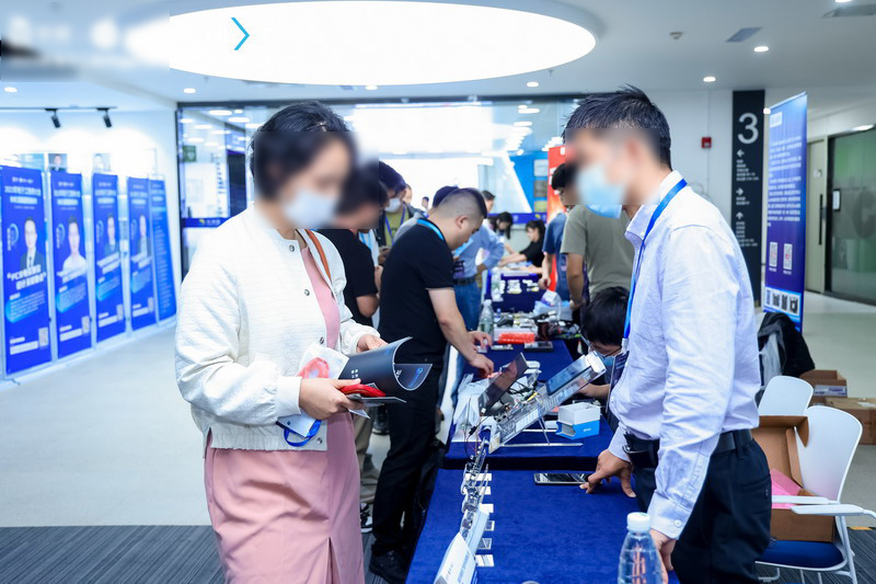 PCBA加工元器件和基材的选择